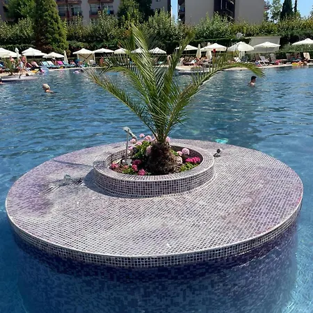 Royal View Apartman *